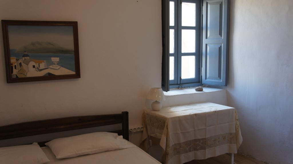 Marcos Rooms Oia Exteriör bild