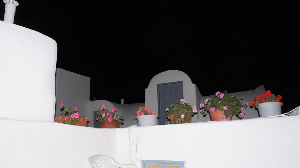 Marcos Rooms Oia Exteriör bild